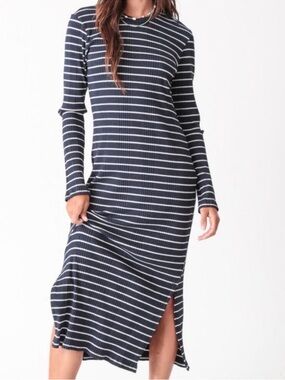 NWT Electric & Rose Skyler Ribbed Long Sleeve Dress size M Indigo Stripe